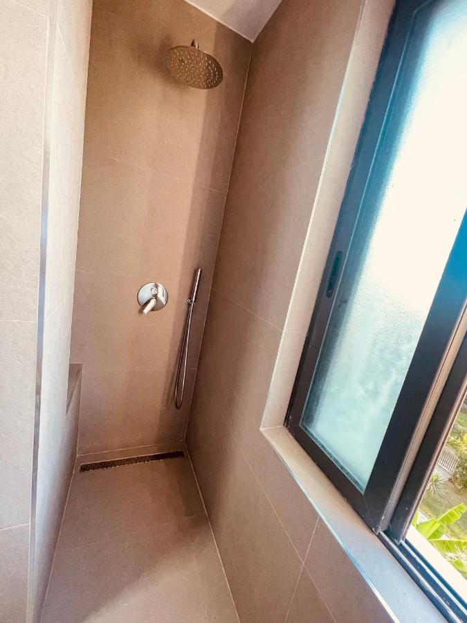 Cheerful 2-Bedroom Apartment In Golem Golem  Exterior photo